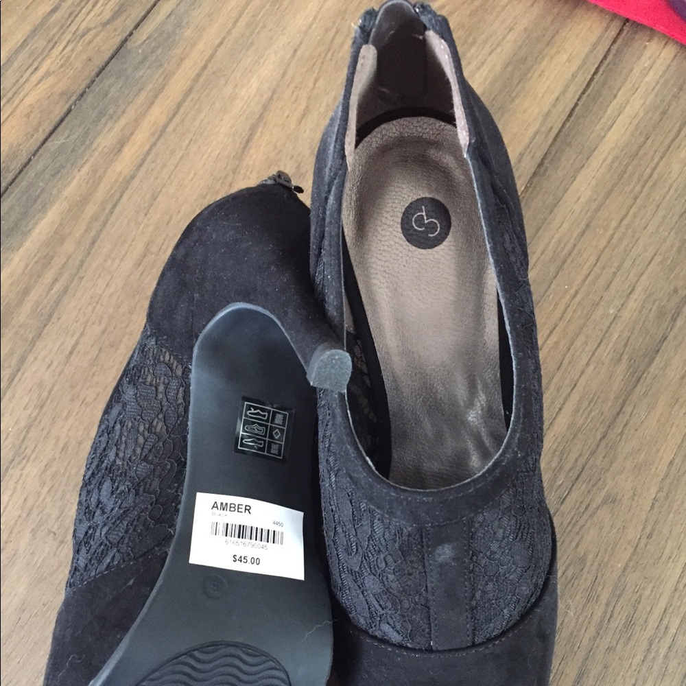 Brand new sz 8 lace black heels